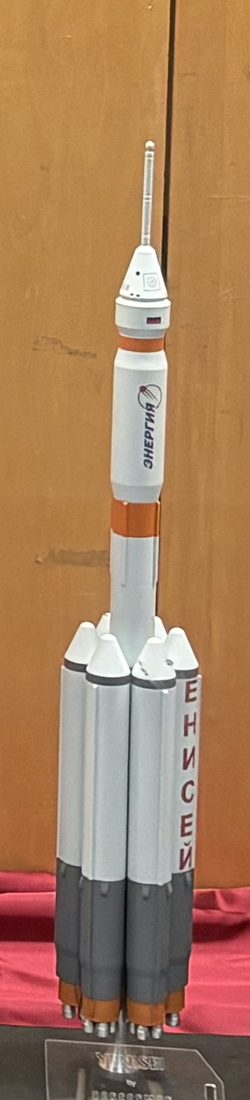 Yenisei 1:144 scale rocket model